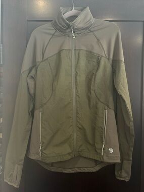 Mountain Hardwear Size Medium Women's Lightweight Jacket